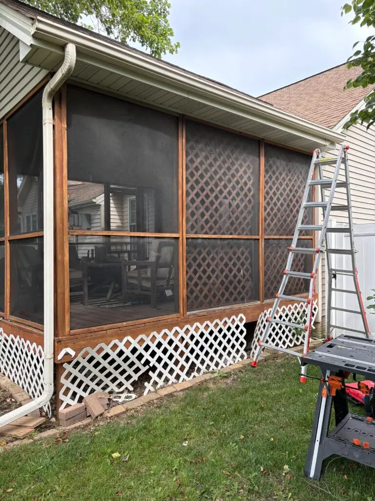 Screen Room and Door Screen Replacement in Bloomington — bloomington il